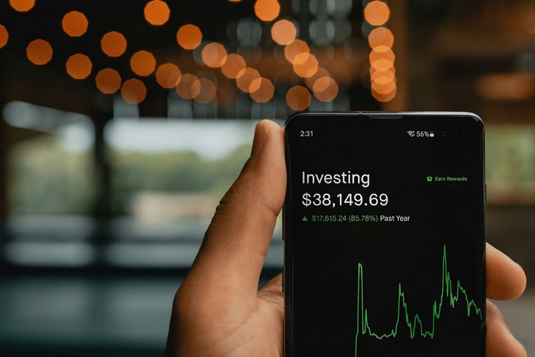9 Timeless Traits of a Stock Worth Buying